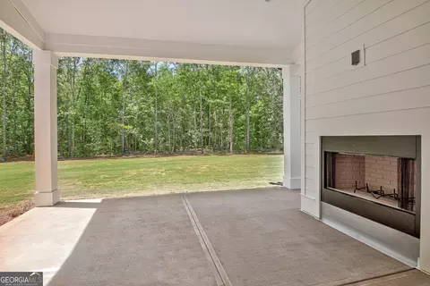 Exterior - 140 Grace Hope Dr, Brooks, GA 30205 photo 5 of 9