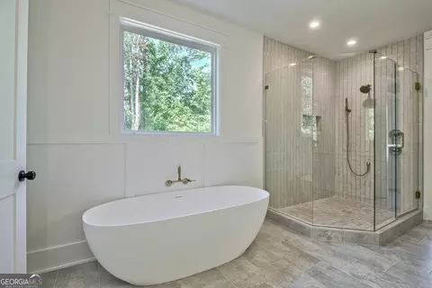 Bath - 140 Grace Hope Dr, Brooks, GA 30205 photo 4 of 9