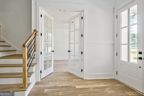 Entry Way - 140 Grace Hope Dr, Brooks, GA 30205 photo 2 of 8