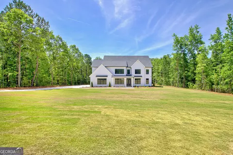 Exterior - 140 Grace Hope Dr, Brooks, GA 30205 photo 2 of 9