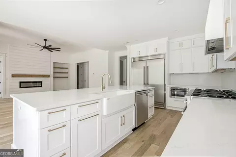 Kitchen - 140 Grace Hope Dr, Brooks, GA 30205 photo 3 of 5