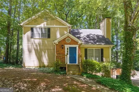 2503 Zachary Woods Dr, Marietta, GA 30064