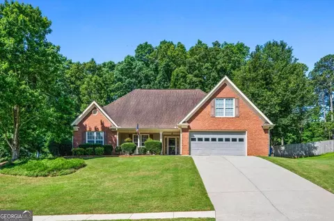 3631 Willow Club Dr, Loganville, GA 30052
