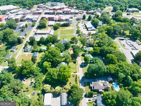 View/Area - 187 Pine St, Commerce, GA 30529 photo 4 of 6