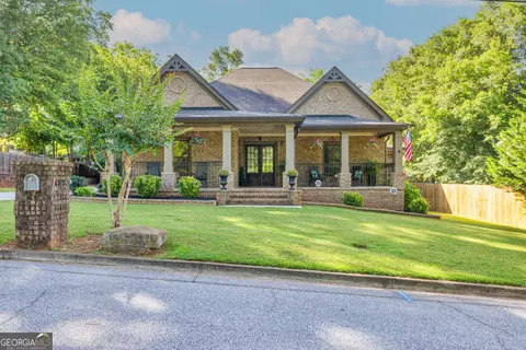Exterior - 187 Pine St, Commerce, GA 30529 photo 4 of 23