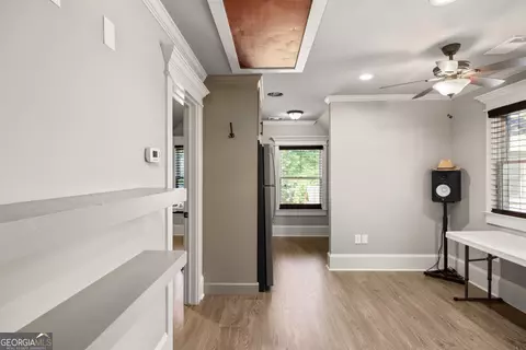 Entry Way - 187 Pine St, Commerce, GA 30529 photo 7 of 7