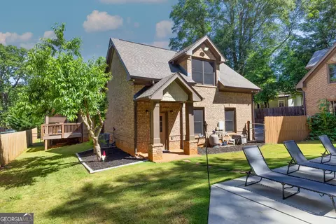 Exterior - 187 Pine St, Commerce, GA 30529 photo 17 of 23