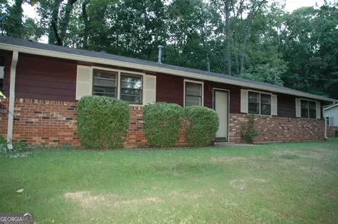 2407 16th Pl, Valley, AL 36854