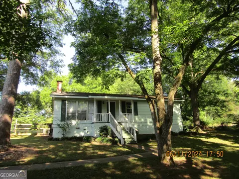 275 Smith St, Locust Grove, GA 30248