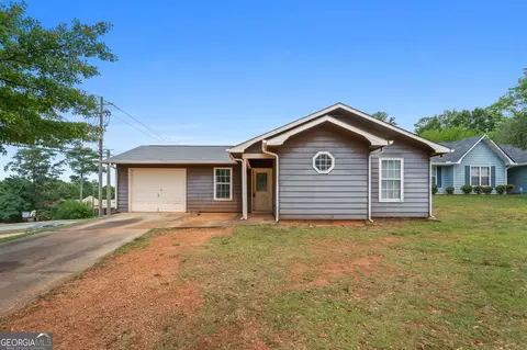 75 Rosewood Dr, Mcdonough, GA 30253