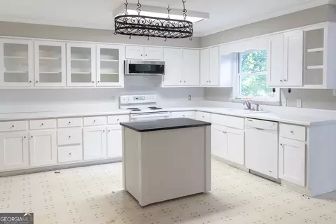 95 Skyline Dr, Covington, GA 30014 photo 10