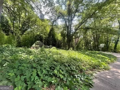 1123 Dobbs Dr SE, Atlanta, GA 30316