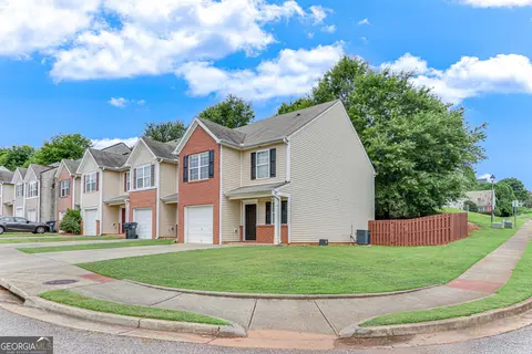 1766 Little Creek Dr, Lawrenceville, GA 30045