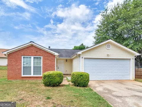 511 Lakecourt Dr, Mcdonough, GA 30253