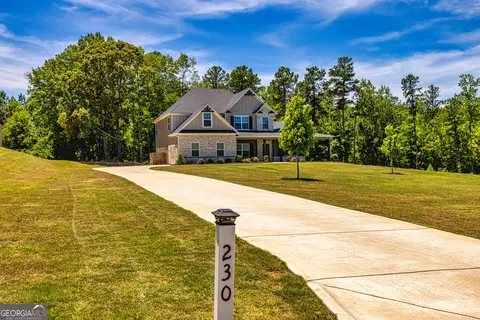 230 Senoia Oaks Way, Senoia, GA 30276