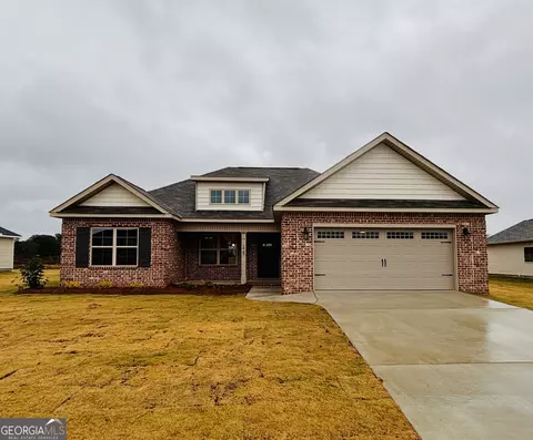 225 Overton Dr, Perry, GA 31069