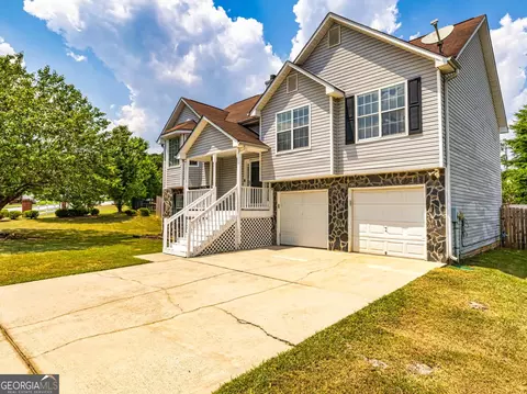 10582 Barberry Dr, Hampton, GA 30228 photo 3