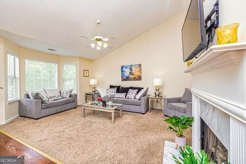 10582 Barberry Dr, Hampton, GA 30228 photo 6