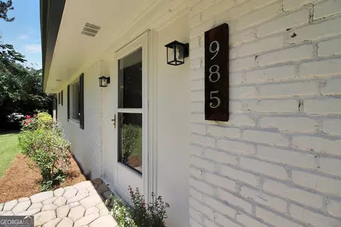 985 Nelson St, Jackson, GA 30233 photo 3