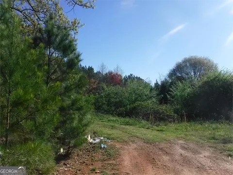 24 Cavender Creek Rd, Carrollton, GA 30116