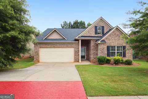 1432 Empress Dr, Mcdonough, GA 30253