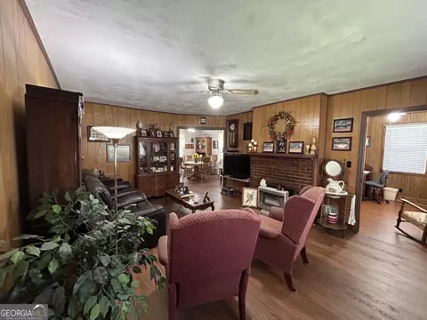 110 Mallory Dr, Lagrange, GA 30241 photo 2