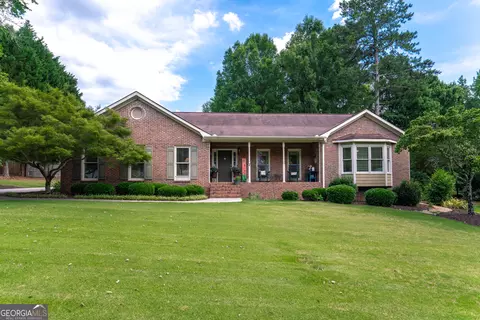 639 Kings Ridge Dr, Monroe, GA 30655