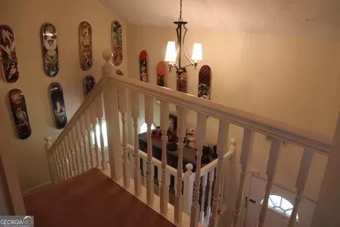 Entry Way - 98 Lewis Cir, Commerce, GA 30529 photo 5 of 5