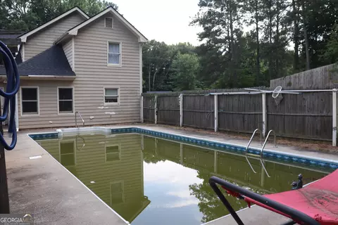 Exterior - 98 Lewis Cir, Commerce, GA 30529 photo 9 of 12