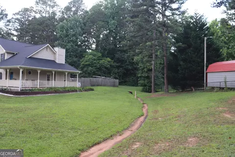 Exterior - 98 Lewis Cir, Commerce, GA 30529 photo 11 of 12