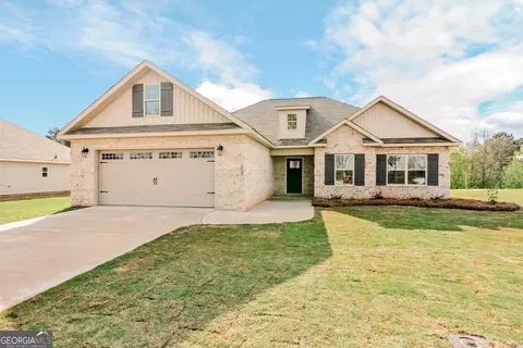 215 Overton Dr, Perry, GA 31069 photo 1