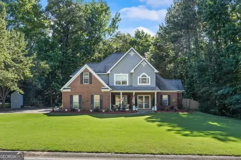 55 Carriage Park Ct, Oxford, GA 30054