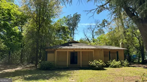 1300 Gillespie Ave, Albany, GA 31707