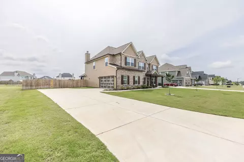 100 Pearl Moss Ln, Kathleen, GA 31047