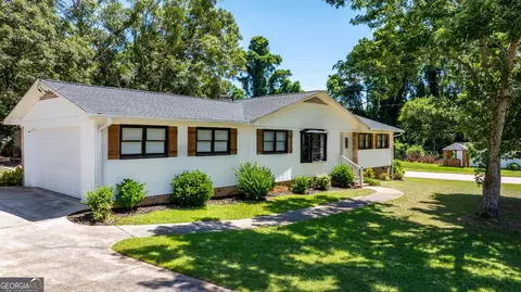 215 Brashier St, Griffin, GA 30224