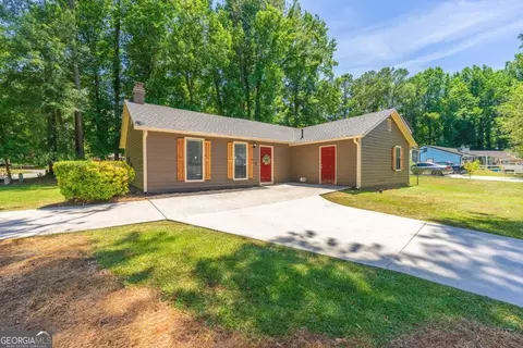 6908 Hickory Log Rd, Austell, GA 30168