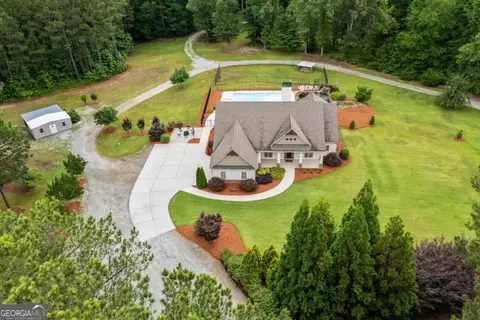 4551 Roscoe Rd, Newnan, GA 30263