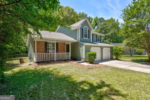 1281 Foxvale Dr, Hampton, GA 30228 photo 2