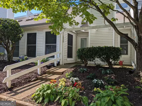 1535 Planters Ridge Ln, Alpharetta, GA 30004