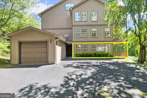 330 Stornoway Dr, Clayton, GA 30525