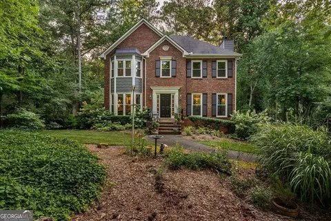 1071 Atherton Ln, Woodstock, GA 30189