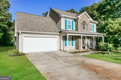 145 Dodgen Place Dr, Hampton, GA 30228