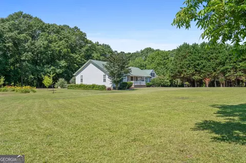 Exterior - 258 Thomas Rd, Milner, GA 30257 photo 6 of 15
