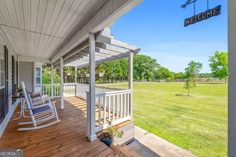 Exterior - 258 Thomas Rd, Milner, GA 30257 photo 13 of 15