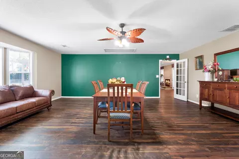 Dining - 258 Thomas Rd, Milner, GA 30257 photo 1 of 2