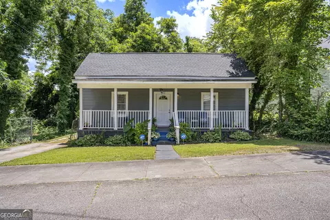 622 E Solomon St, Griffin, GA 30223