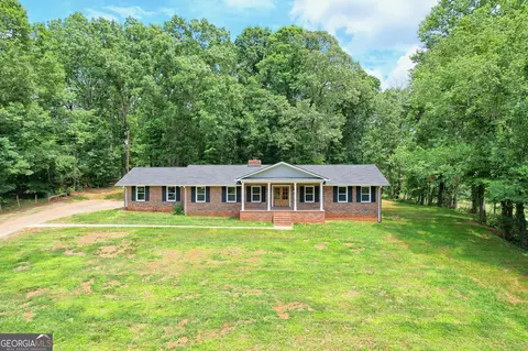 3398 Highway 105, Clarkesville, GA 30523