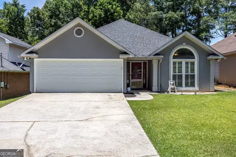 2402 Alpha Dr, Phenix City, AL 36867