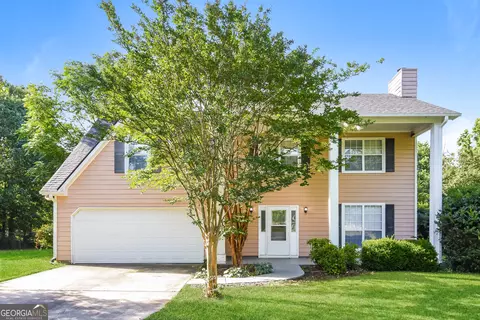 4562 Cedar Dr, Loganville, GA 30052