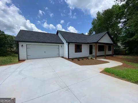 441 Satterfield Rd, Cleveland, GA 30528